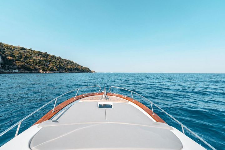 The bow sunpad of the Gozzo 30 open to the sea